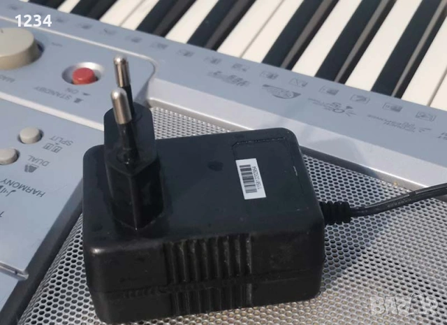 синтезатор клавир YAMAHA PSR-292 пиано динамична клавиатура, снимка 9 - Синтезатори - 54704801