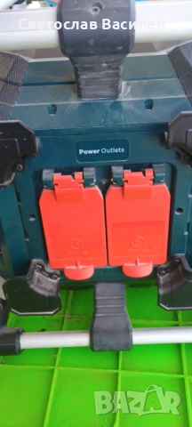 Продавам Bosch PowerBox - строително радио с контакти, снимка 2 - Тонколони - 54250853