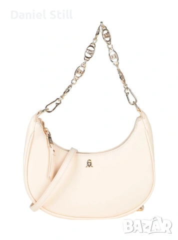 НОВА Оригинална чанта Steve Madden 