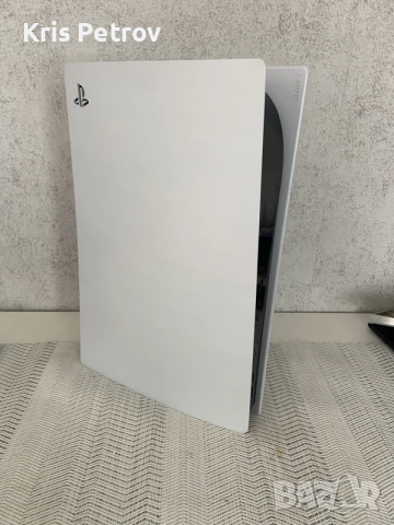 Конзола PlayStation 5 Disc Edition + FIFA 20, снимка 4 - PlayStation конзоли - 55111595