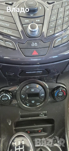 Ford Fiesta 1.6 TDCI, снимка 9 - Автомобили и джипове - 54316955
