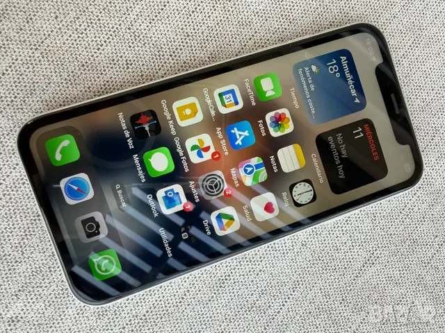 iPhone XR 64 GB Живот на батерията 81% Без проблеми, снимка 6 - Apple iPhone - 55077108