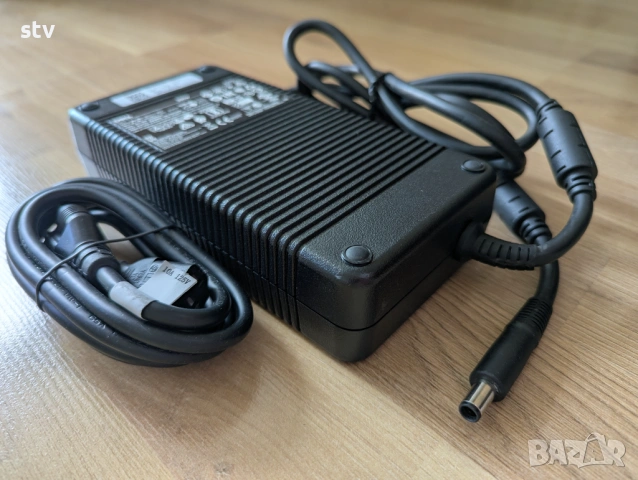 Dell 330W Зарядно DA330PM190 GT1CX 5X3NX Y90RR 5X3NX F0K0N XM3C3 Alienware Precision Power Charger, снимка 3 - Оригинални зарядни - 54185579