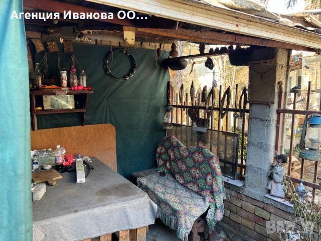 Етаж с двор и самостоятелен вход на главен булевард в гр.Попово , снимка 15 - Къщи - 53679072