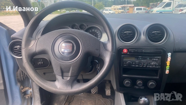 Продавам Seat Ibiza 6L, 1,2 бензин, снимка 10 - Автомобили и джипове - 55164333
