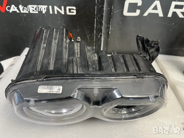 Фар фарове десен Dodge Challenger 2014-2024 far farove Додж Чалаенджр , снимка 2 - Части - 54977827