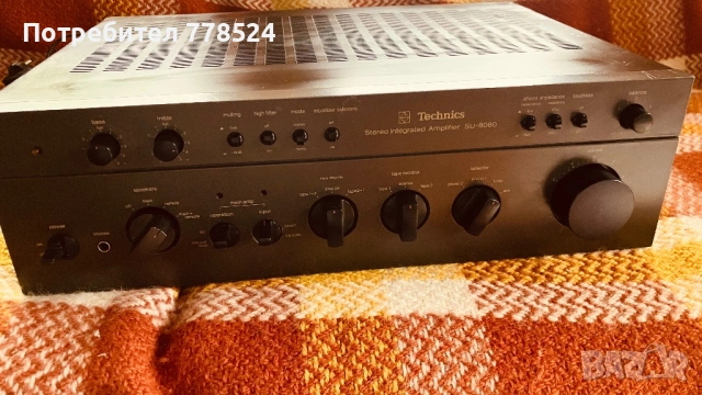 Усилвател TECHNICS SU8080, два графа. 