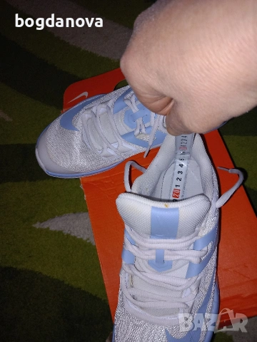 Нови оригинални маратонки Nike, 39 номер, снимка 10 - Маратонки - 53992742