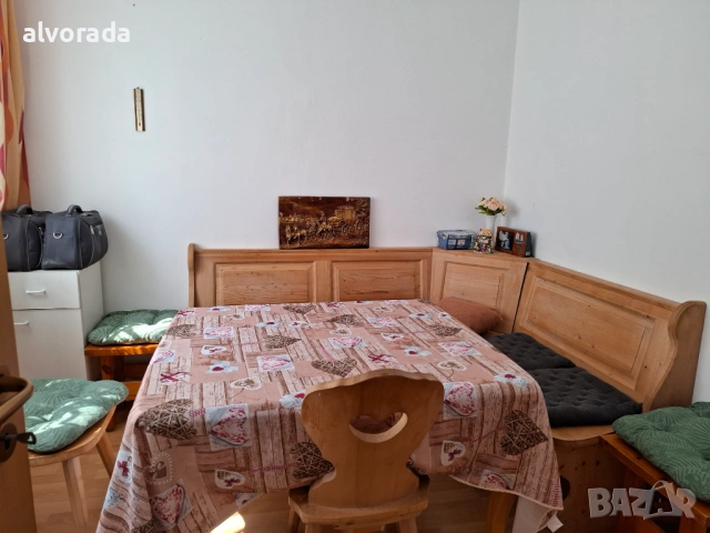 Обзаведена триетажна нова къща с 2 гаража, снимка 14 - Къщи - 53048775