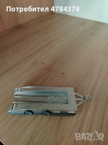 Hot wheels Toyota, снимка 2 - Коли, камиони, мотори, писти - 54122351