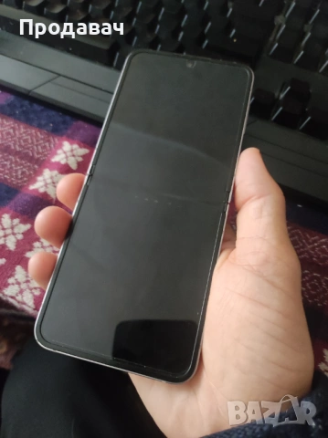 Samsung Galaxy Z FLIP 6 , снимка 10 - Samsung - 54491990