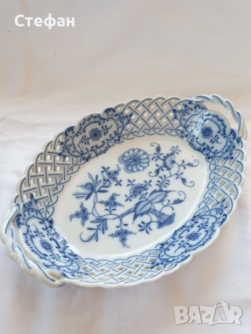 Ажурен порцеланов съд