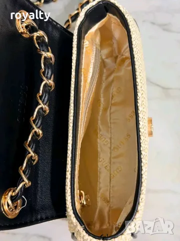 Guess Нова Дамска Чанта Гес Различни Цветове , снимка 6 - Чанти - 55640330