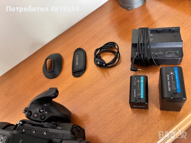 Sony FS5 Cinema Camera / Super 35 / идеално състояние, снимка 3 - Камери - 54445269