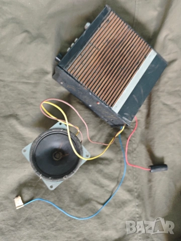 Продавам радио "Октава" Респром, снимка 12 - Антикварни и старинни предмети - 54228537