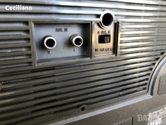 Радиокасетофон LOEWE RS 2000 BOOMBOX , снимка 12 - Радиокасетофони, транзистори - 54596304
