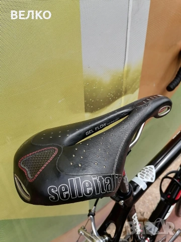 Шосеен велосипед Carvelo RS 3 - 28" , Carbon , 2x10 * 7кг , Full Campagnolo ,Като ново , снимка 5 - Велосипеди - 54205749