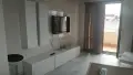 Тристаен под наем в Центъра, снимка 1