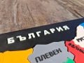 Дизайнерски 3D Пъзел „Карта на България“ – Шарен модел с релефни черни надписи, снимка 3