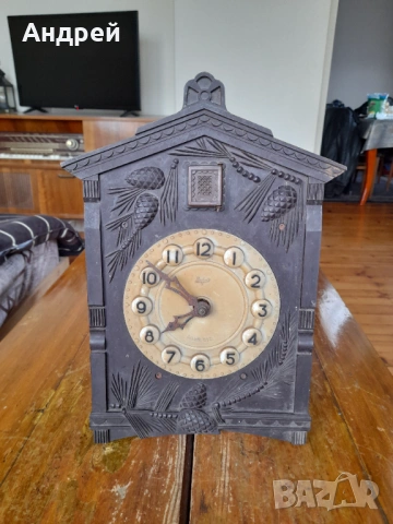 Стар часовник Маяк с кукувичка