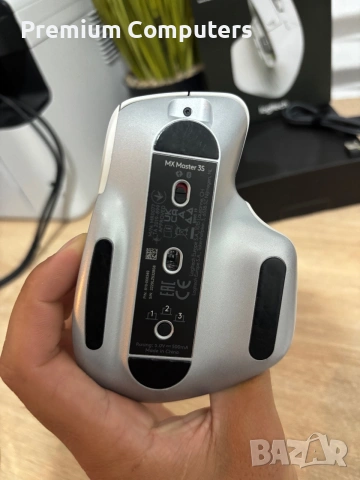 Logitech MX Master 3S Pale Gray (бял), снимка 5 - Клавиатури и мишки - 55038839
