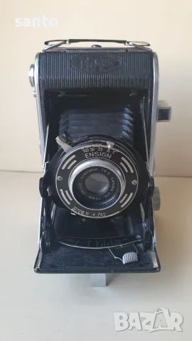 Рядък винтидж фотоапарат Ensign Selfix 220 (1939 г.). 