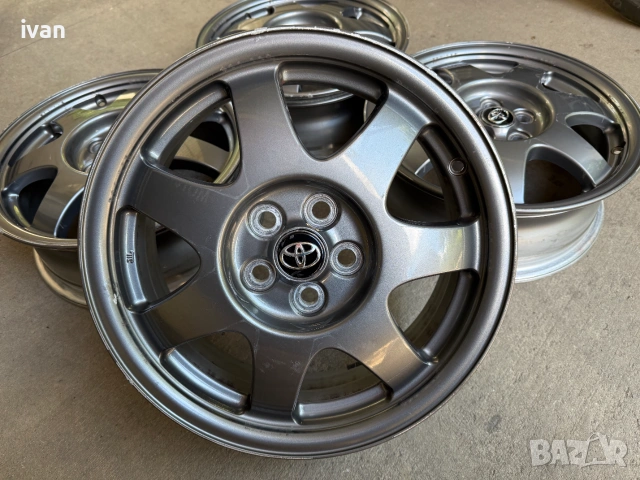 4 бр. оригинални алуминиеви джанти Toyota 16 цола 5x100 , централен отвор 54.1, ET45, 6J