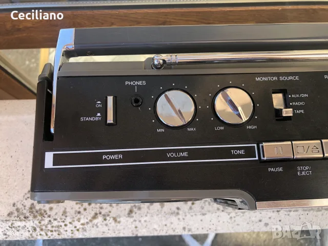 Радиокасетофон JVC RC-W3LE – истински Японец !, снимка 12 - Радиокасетофони, транзистори - 55686201