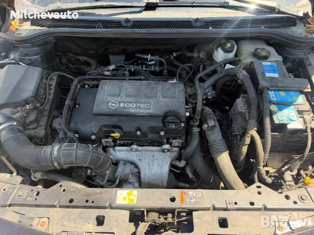 Опел Астра 1.4турбо на части / Opel Astra J 1.4turbo , снимка 5 - Автомобили и джипове - 55533611