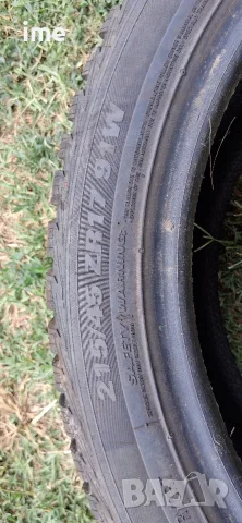 2бр всесезонни гуми 215/45R17. Kumho Solus. DOT 1025. 8 мм дълбочина на шарката. Като нови...., снимка 4 - Гуми и джанти - 55318024