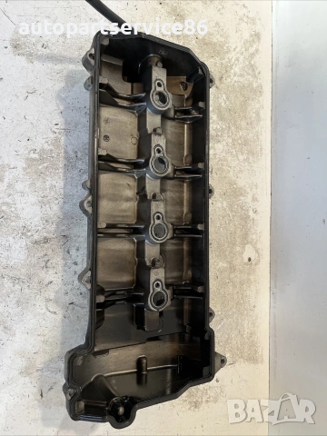 Капак на клапаните ляв за Mercedes ML W164 420 CDI V8 (2007) A6290160705, снимка 2 - Части - 55282249