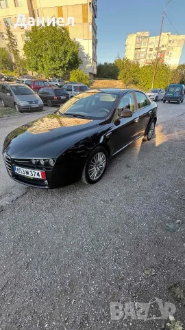 Продавам Alfa Romeo 159 