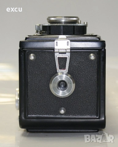 Средноформатен (6x6cm) фотоапарат Reflekta II, снимка 5 - Фотоапарати - 54385741