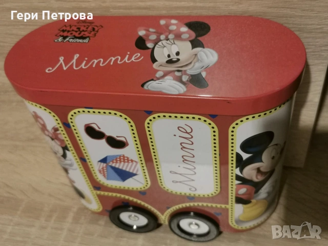Disney Mickey Mouse & Friends / Minnie Mouse.