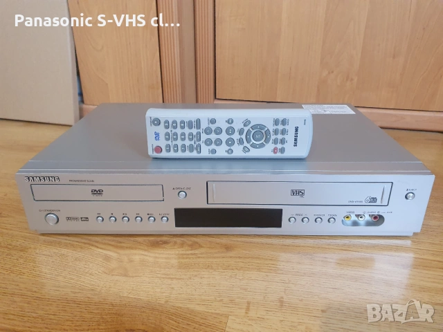 SAMSUUNG DVD-V6500 combo VHS recorder-DVD player