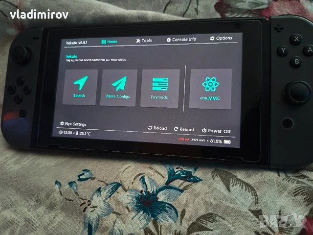 Nintendo switch пълен комплект , снимка 2 - Nintendo конзоли - 54549998