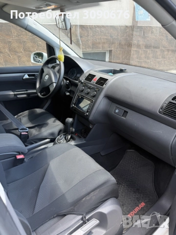 VW Touran 1.9 105, снимка 4 - Автомобили и джипове - 55206584