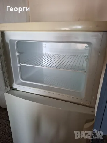 Хладилник с фризер Electrolux , снимка 5 - Хладилници - 55656120