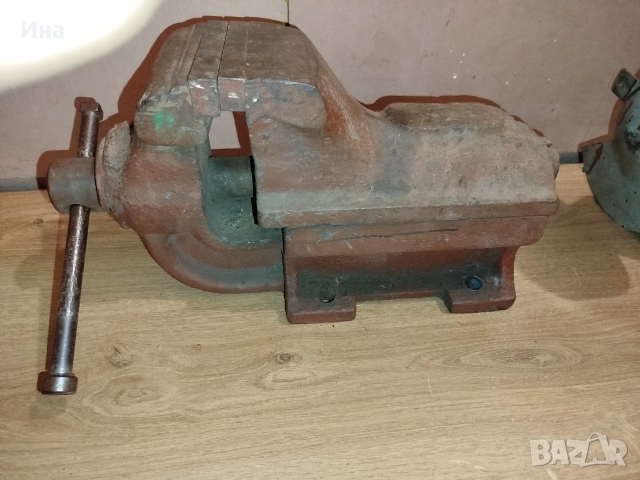 Продавам менгеме