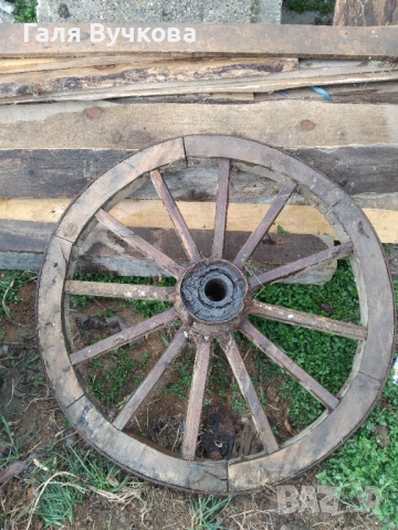 Продавам колела от каруца