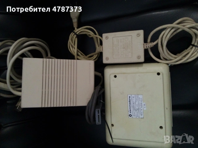 Commodore, снимка 7 - Антикварни и старинни предмети - 54378442