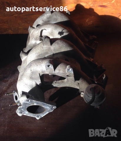 Всмукателен колектор за Nissan Almera Tino 1.8 (2004)