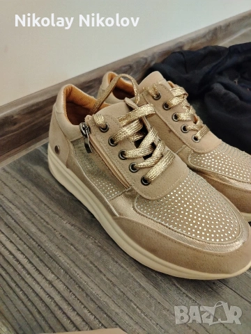 дамски якета и маратонки НОВИ, снимка 16 - Якета - 54015599