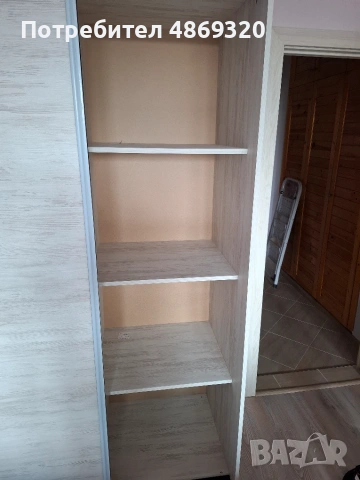 Гардероб, снимка 2 - Гардероби - 55074923