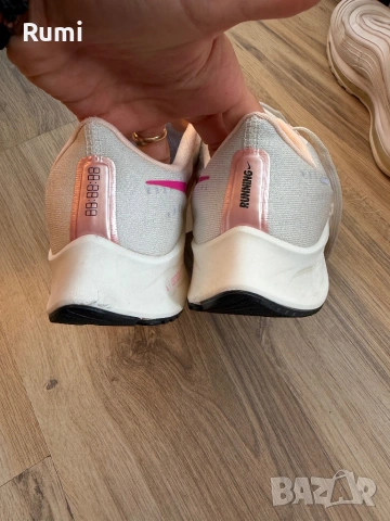 Оригинални дамски маратонки Nike Pegasus 37 ! 40 н, снимка 9 - Маратонки - 54656800