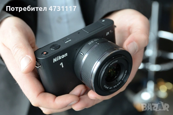 Фотоапарат Nikon 1J1 - с обектив Nikon 1 Nikkor 10-30mm f/3.5-5.6 VR |