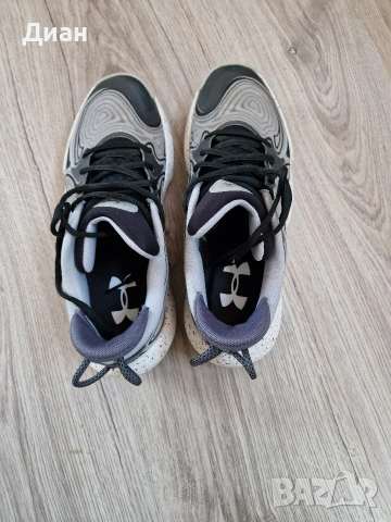 Under Armour 