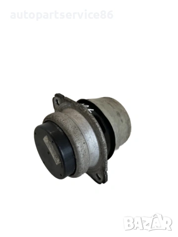 Тампон/стойка на двигател ляв за Volkswagen Touareg 3.0 Tdi (2009) 7L8199131A