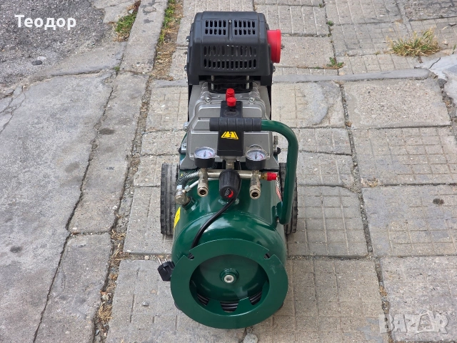 Компресор Parkside 24 литра Еднобутален 1,8kW 8 Bar, снимка 3 - Компресори - 55266232