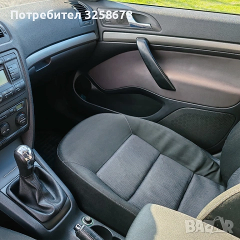 Skoda Octavia II / 1.9 TDI / 105, снимка 8 - Автомобили и джипове - 53614158